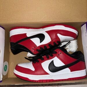 Nike SB Dunk Low Pro Varsity Red/Black-White (Chicago) men 4, women 5.5